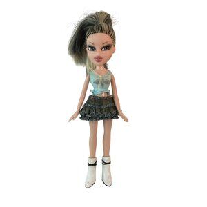 Vintage MGA Bratz Rock Angelz Jade Doll 2001 Blue Shirt Denim Skirt White Boots